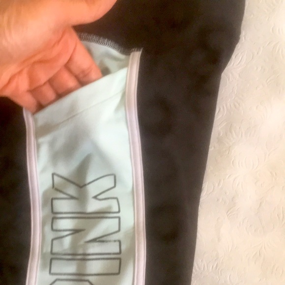 VICTORIA SECRET PINK TRACKSUIT. Cropped Long Sleeve Hoodie & Leggings SET - Picture 3 of 16